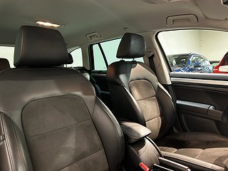 Skoda Superb Kombi 2.0 4x4 Elegance Drag Dvärm S/V-hjul