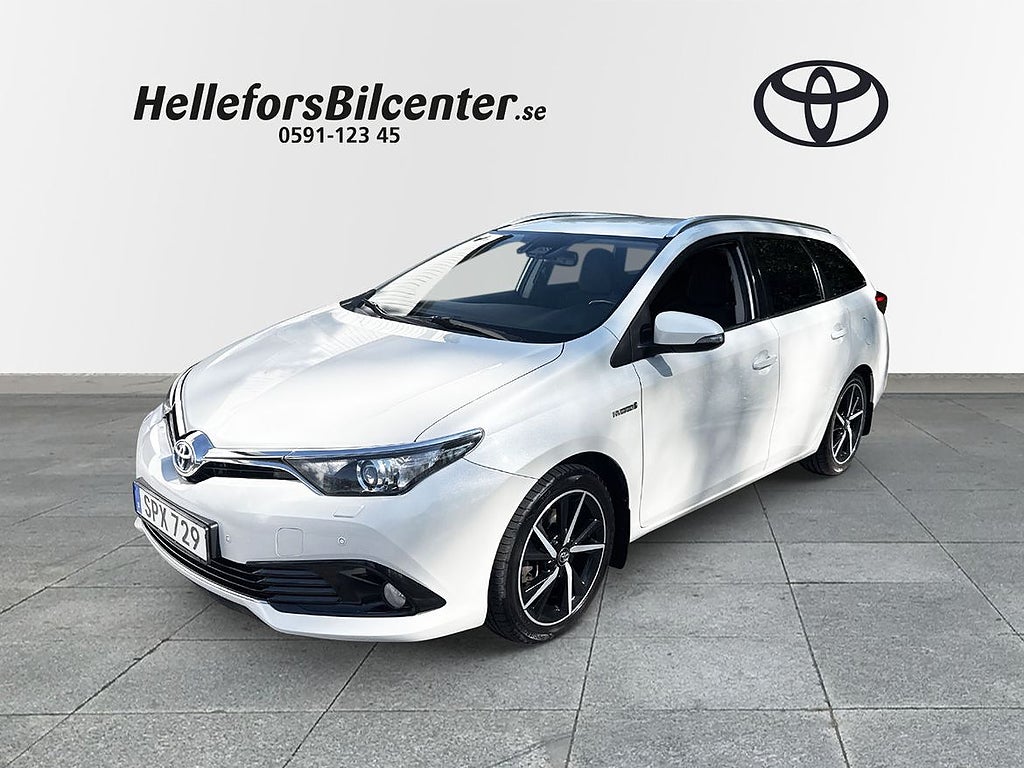 Toyota Auris TS Hybrid Intense edt P-sensorer Motorv Vhjul