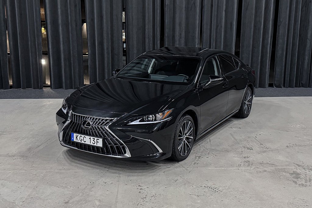 Lexus ES 300h 2.5 E-CVT Limited Edition 