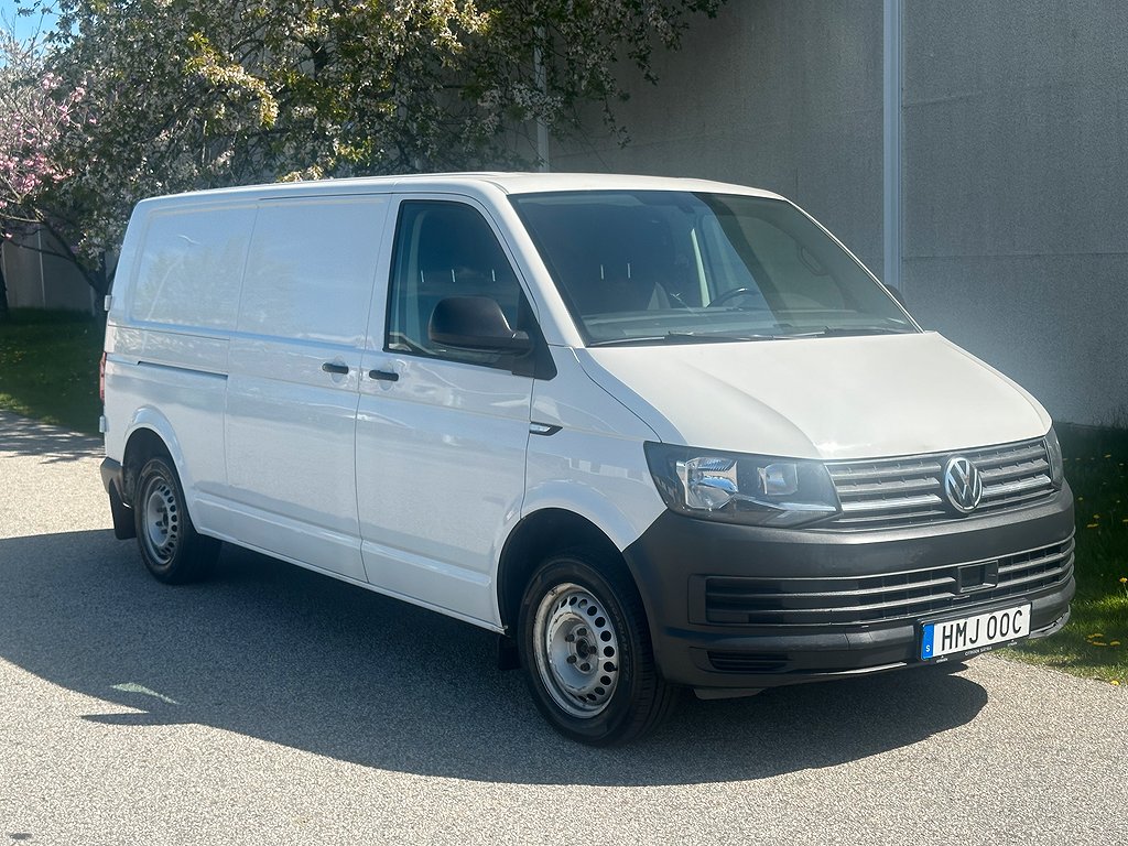 Volkswagen Transporter T30 2.0 TDI Euro 6, lång, 11000 mil, moms