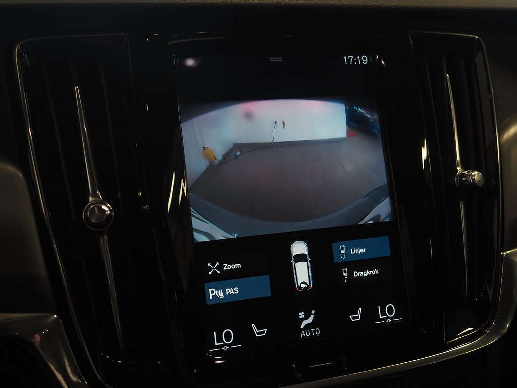 Volvo V90 T4 Geartronic Momentum Drag Kamera Navi Värmare 2019