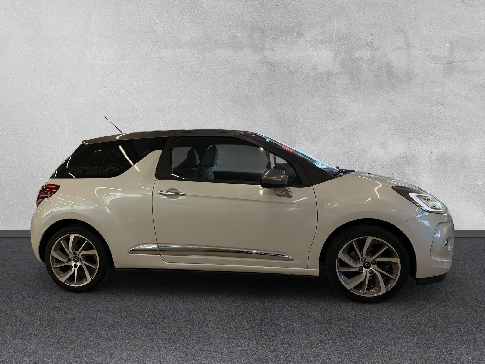Citroen DS3 2014, photo 6/52