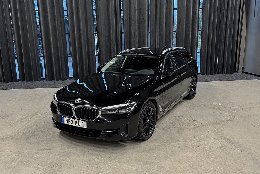 BMW 530e xDrive Touring |Läder|Kamera|Navi|Drag|Moms