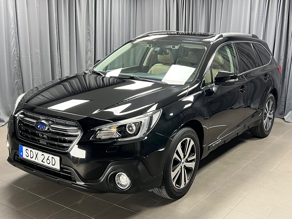 Subaru Outback 2.5 | 4WD | Summit | H/K | Glaslucka | 175hk