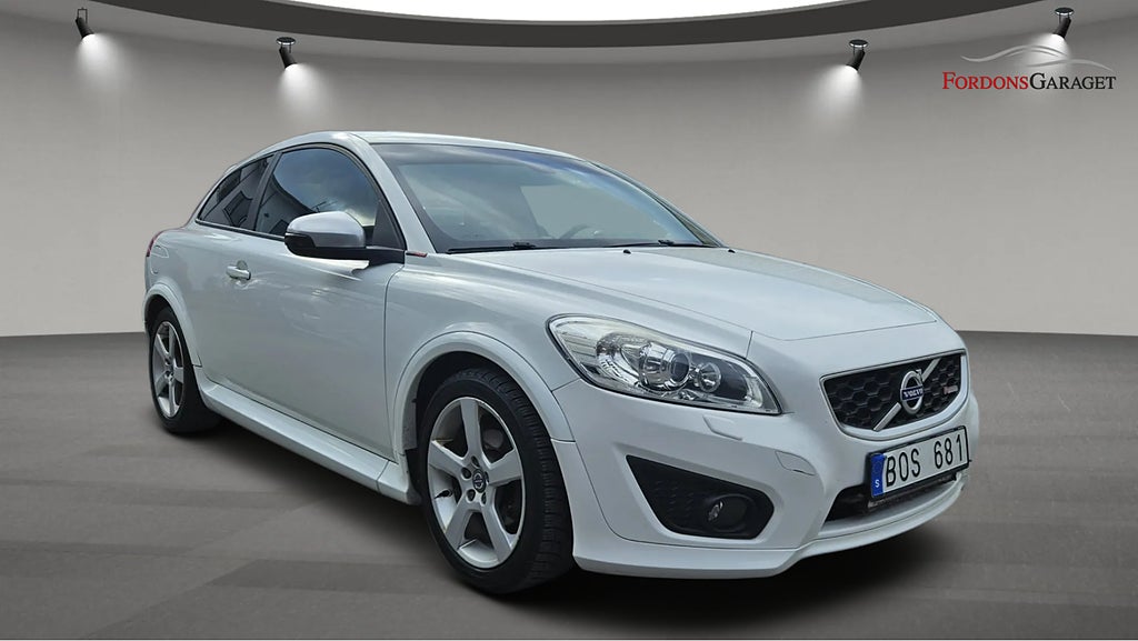 Volvo C30 D2 MOMENTUM R-DESIGN 116HK