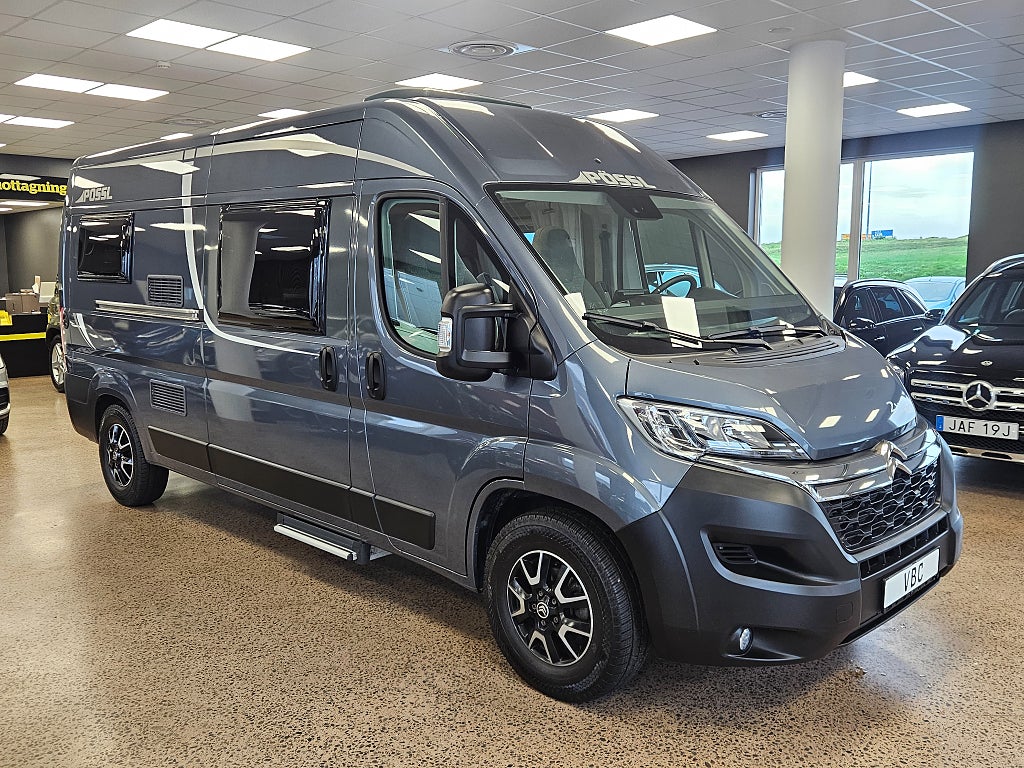 Pössl 2 WIN 600 Plus / Kamera / CarPlay 3-bäddar