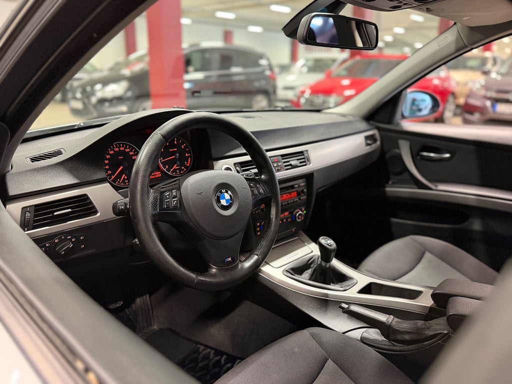 BMW 320i Sedan Manuell, 150hk, 2007