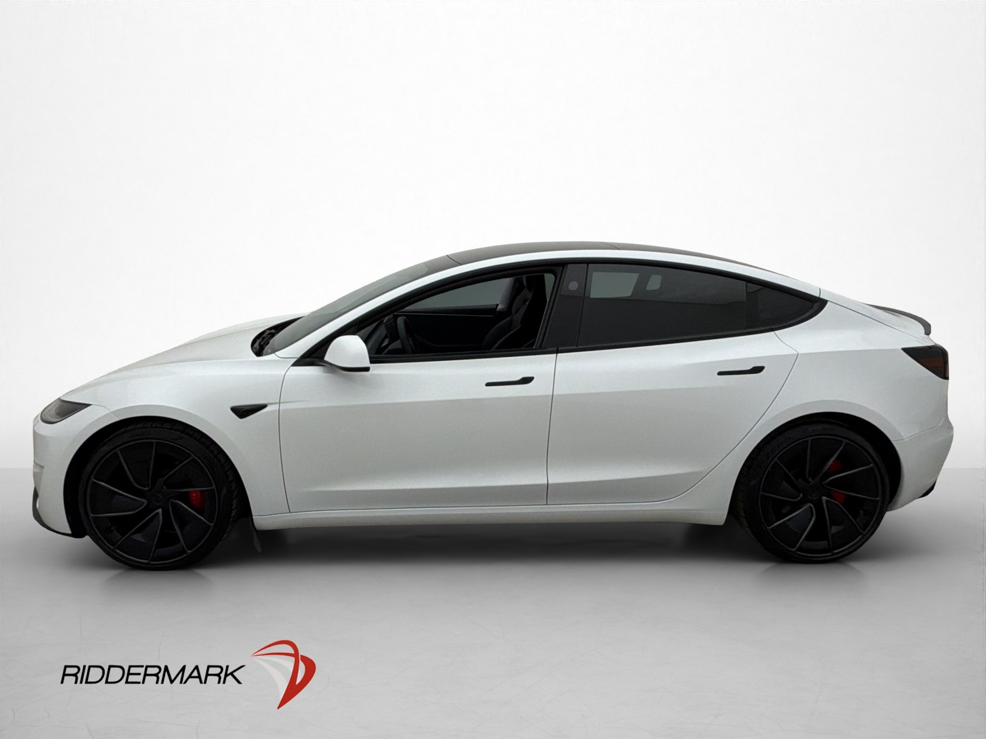 Tesla Model 3 2024, photo 2/10