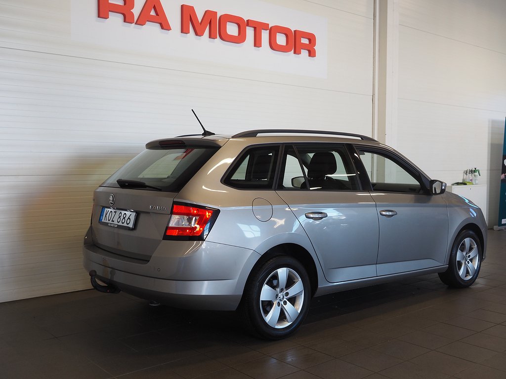 Skoda Fabia Kombi 1.0 TSI 95hk Style Dragkrok Motorvärmare 2018