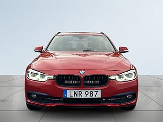 BMW 320D xDrive Sport line Drag/SoV-Däck/Navi/Kamera/Psens bakifrån