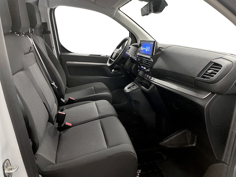 Bild på Opel Vivaro 180hk Automat L3