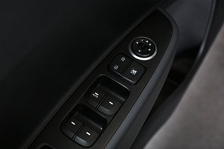 Halvkombi Hyundai i10 13 av 18