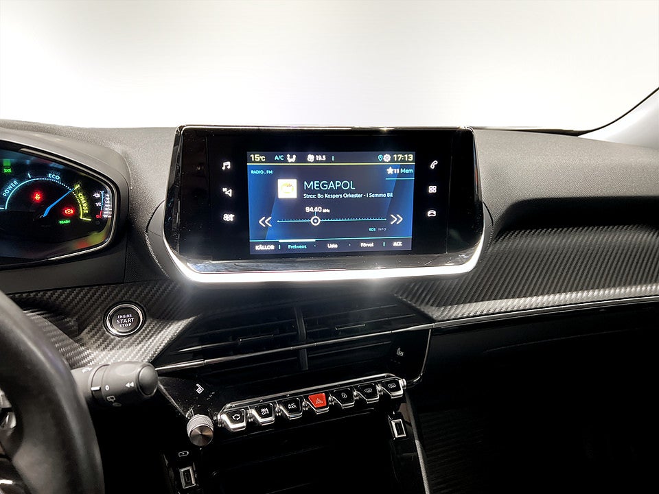 Bild på Peugeot e-2008 Active Pack 50 kWh 136hk Aut P-SENSORER BAK