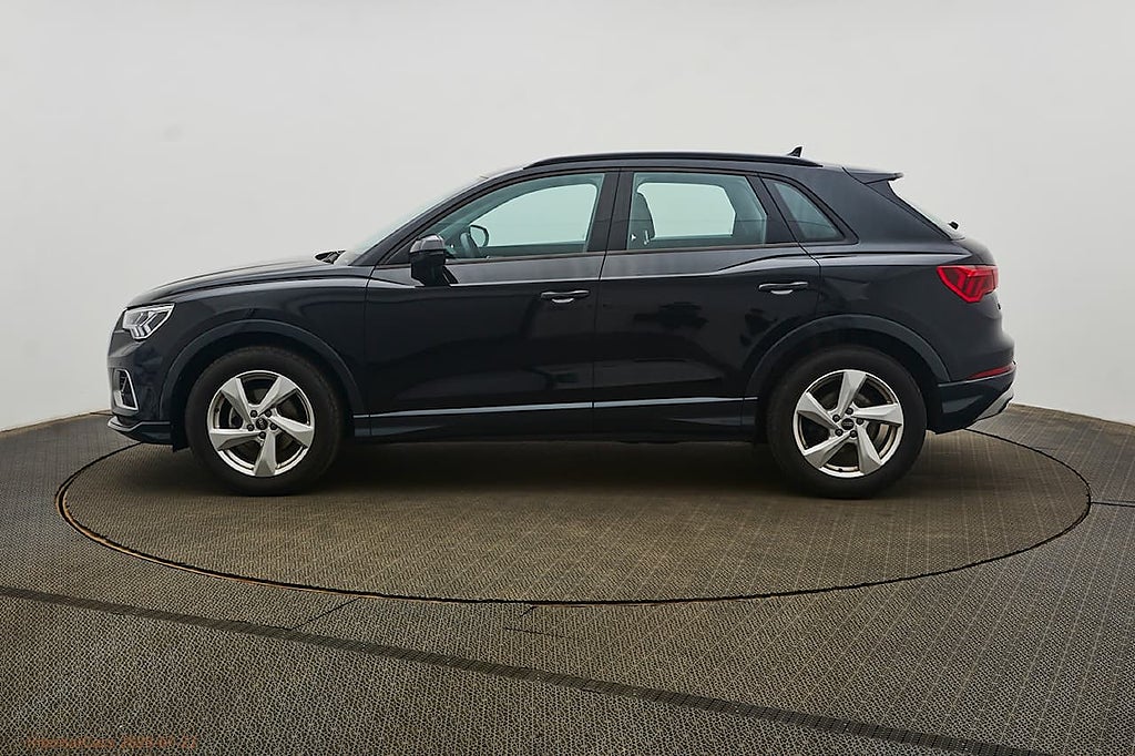 Audi Q3 35 TFSI S Tronic Proline Advanced drag+värmare