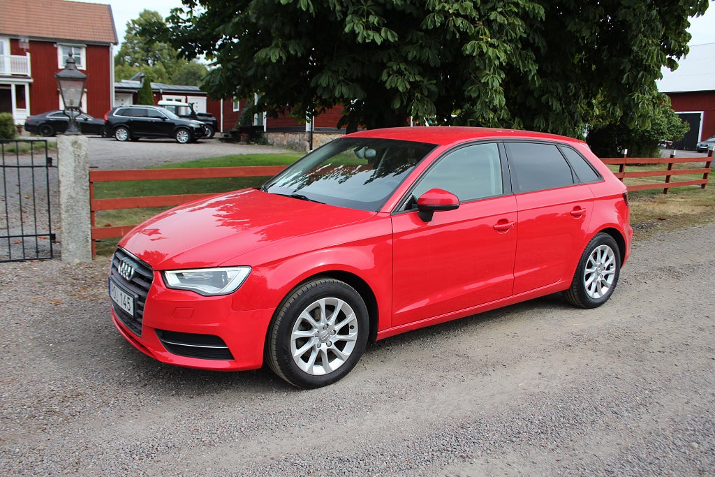 Audi A3 Sportback 1.4 TFSI S Tronic Attraction Euro 5