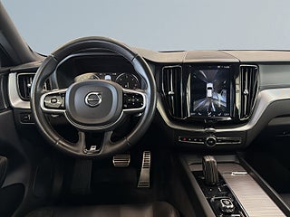 Volvo XC60 B4 AWD Geartronic R-Design S&V/Drag/Pano/H&K/Dvärm/ VOC – bild 8