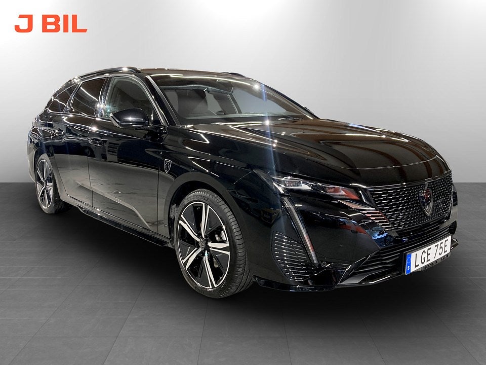 Peugeot 308 SW GT 1.2 PT 130hk Aut - B-KAMERA, CARPLAY