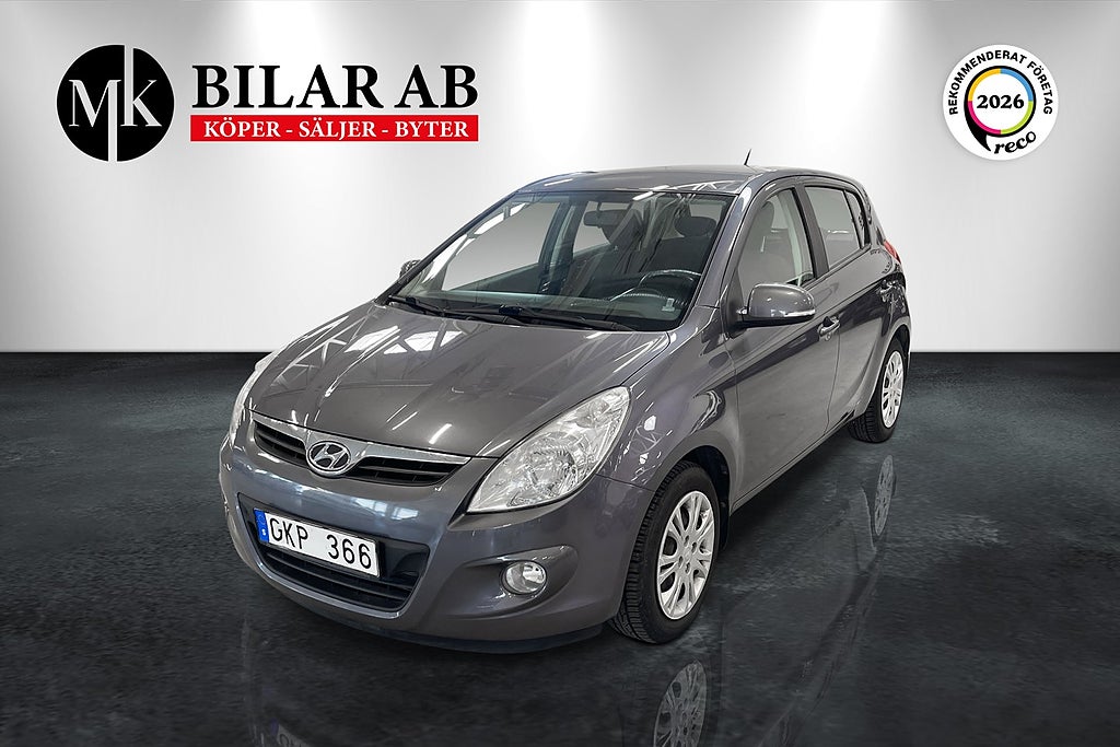 Hyundai i20 1.2 Premium 5-dörr / Låga mil / Räntakampanj 3.45%