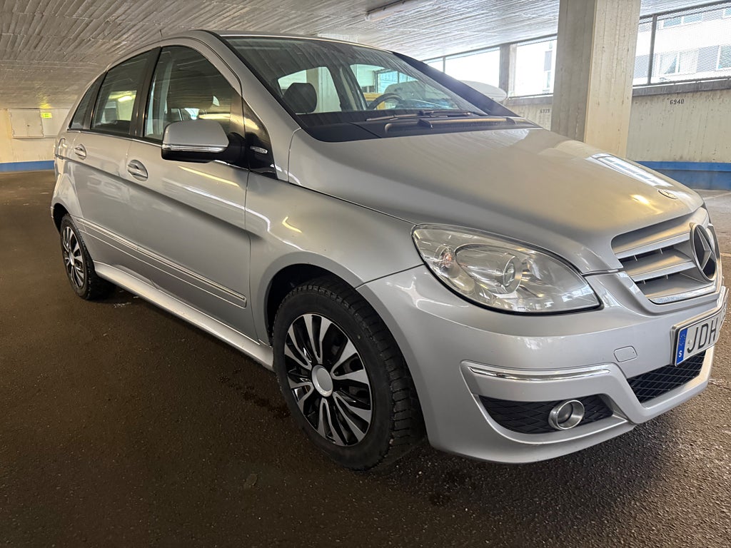 Mercedes-Benz B 170 NGT BlueEFFICIENCY Autotronic Euro 5