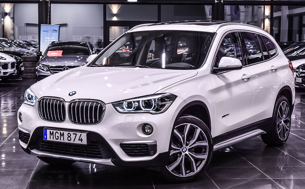 BMW X1 sDrive18d Steptronic xLine|Panorama|B-Kamera|Fullservad