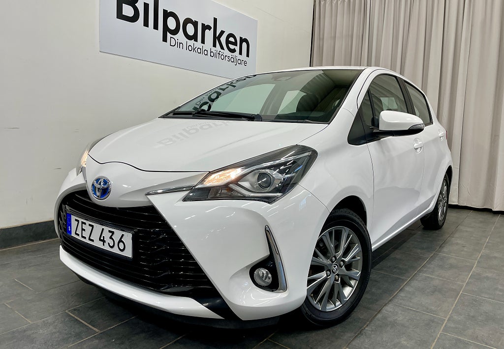 Toyota Yaris Hybrid e-CVT Active Automat Euro 6 101Hk / Backkamera