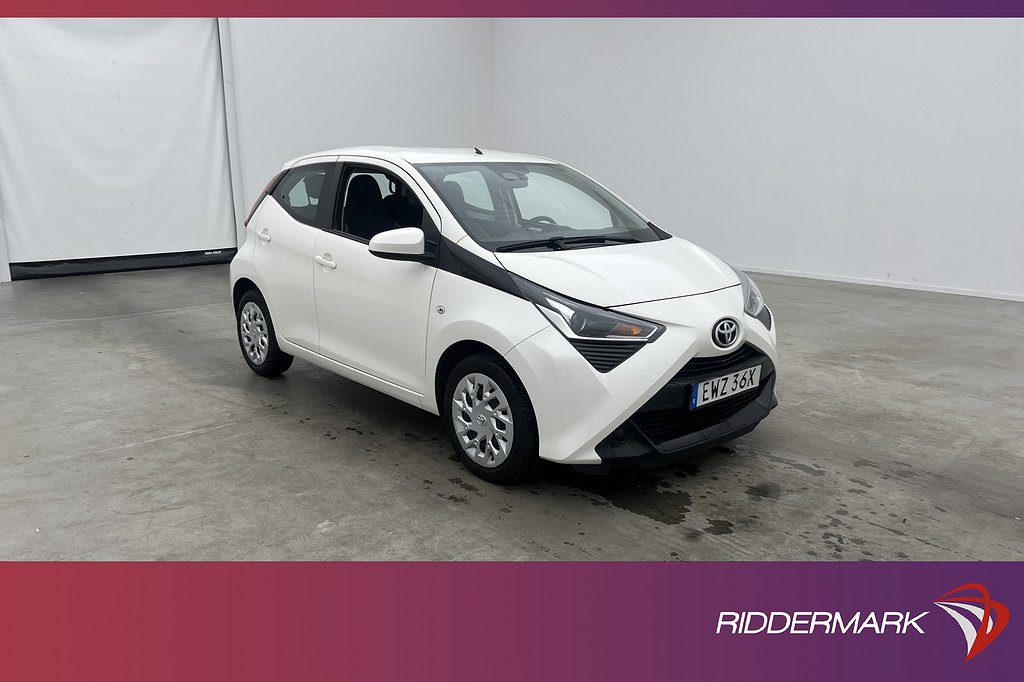 Toyota Aygo 1.0 VVT-i 72hk X-PLAY Kamera Bluetooth 0.52L/Mil