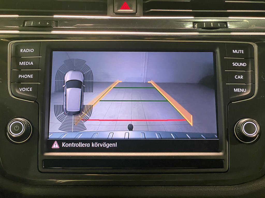 Volkswagen Tiguan 2.0 TDI 4Motion | Cockpit | Drag | D-Värm 2017