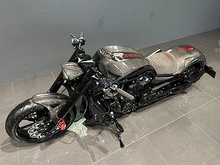 Custom Harley-Davidson VRSCDX 11 av 23