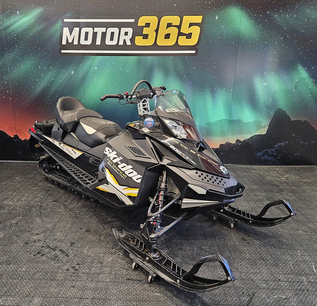 Ski-Doo RENEGADE BACKCOUNTRY X 800 • DUBBELDYNA • FRAKT/FINANS