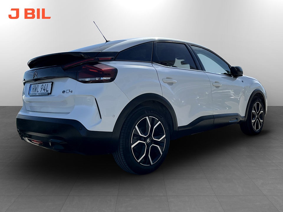 Bild på Citroën e-C4 Shine 50kWh 136hk Aut B-KAMERA CARPLAY