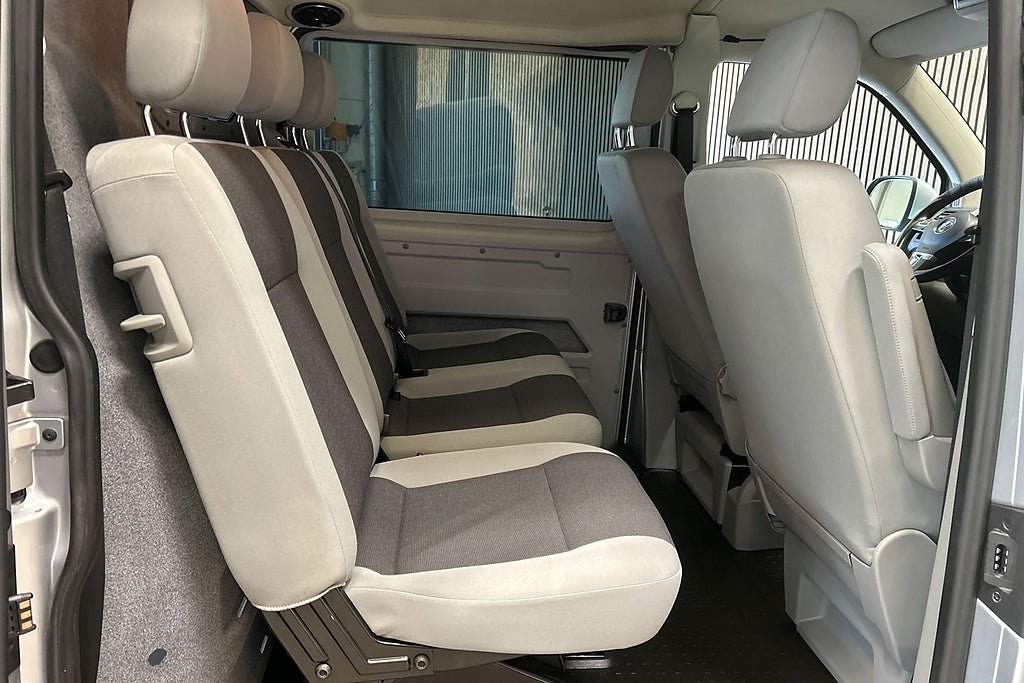 Volkswagen Transporter Kombi T30 2.0 TDI BMT 4Motion