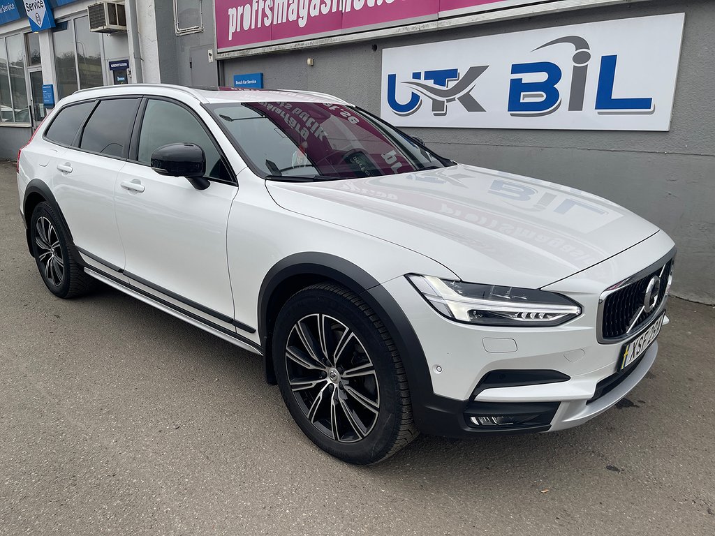 Volvo V90 Cross Country D4 AWD Geartronic/Pano/B&W