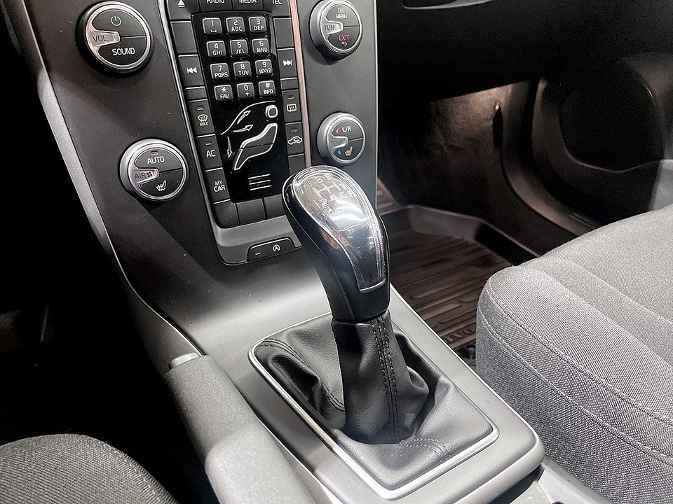 Bild på Volvo V40 Kinetic T2 122hk - DRAG, BACKSENSORER