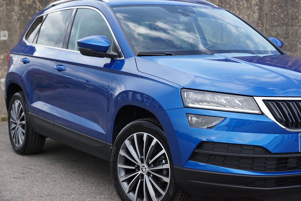 Skoda Karoq 1.5 TSI Style Automat|1-Ägare|Värmare|Cockpit|Drag|