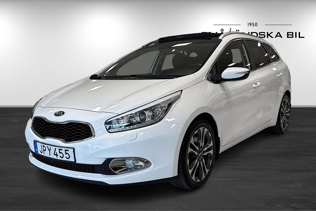 Kia Ceed ceed_sw 1.6 CRDi Special Edition Drag/Panorama