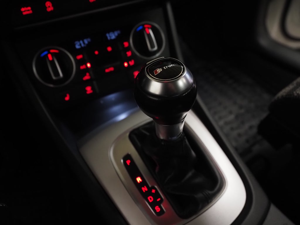 Audi Q3 2.0 TDI 150hk quattro S Tronic | Drag | PDC | 2017