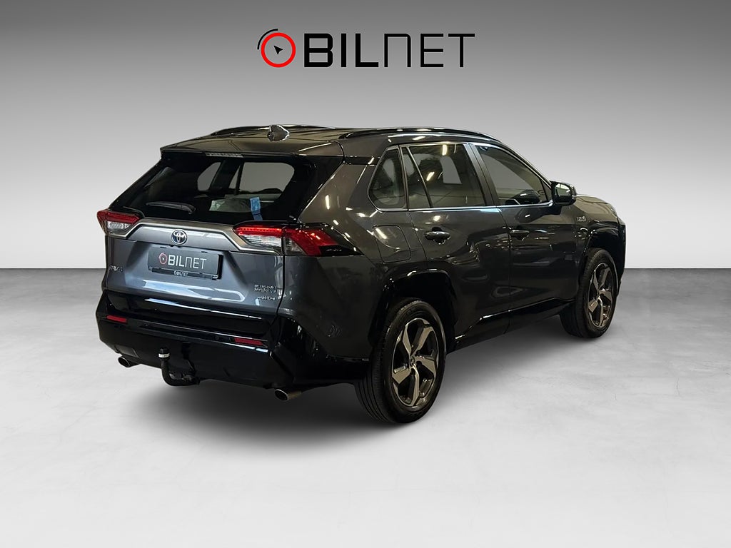 Toyota RAV4 Plug-in Hybrid E-CVT Active Sv-Såld Drag Backkamera LED