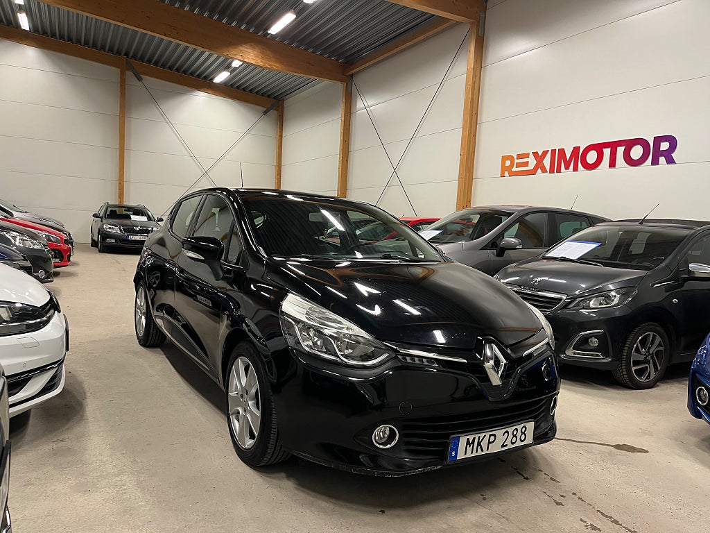 Renault Clio 0.9 TCe Ny Besiktad 