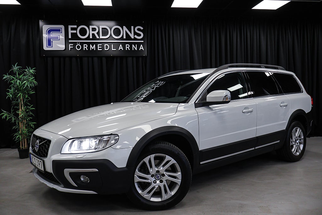Volvo XC70 D4 AWD CLASSIC MOMENTUM KAMREMSBYTT | 1 ÄGARE | VÄRMARE