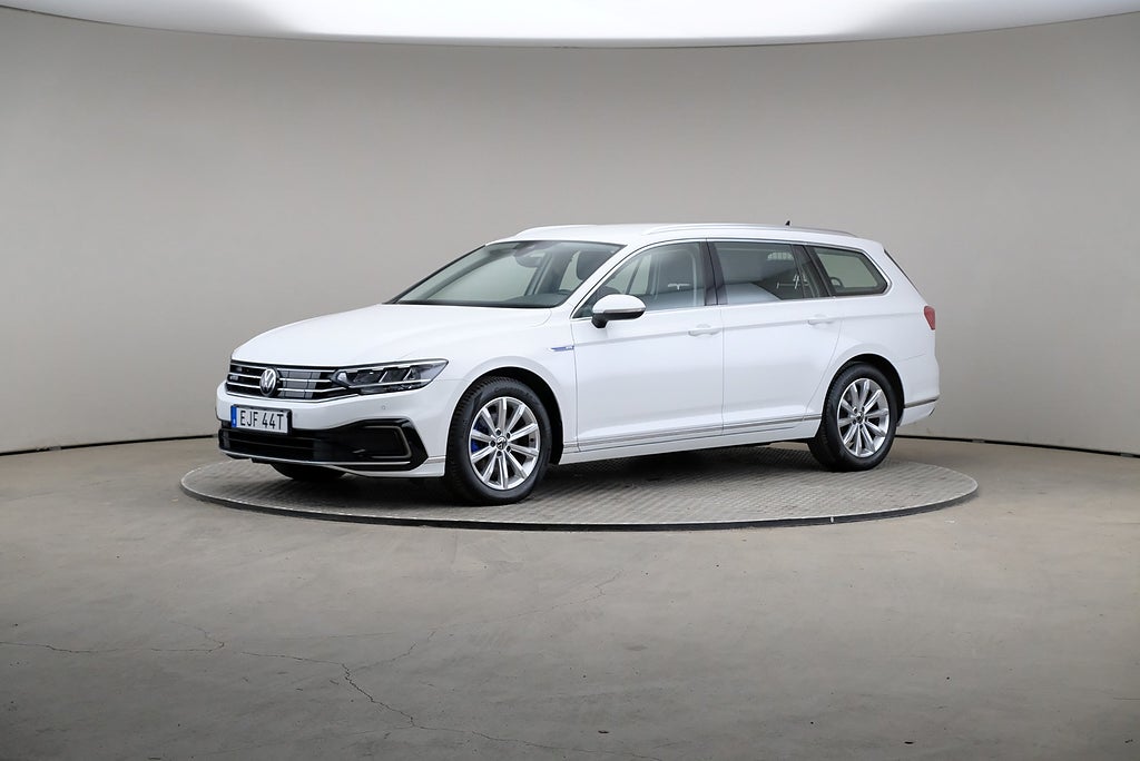 Volkswagen Passat GTE 218hk SC DSG Värmare