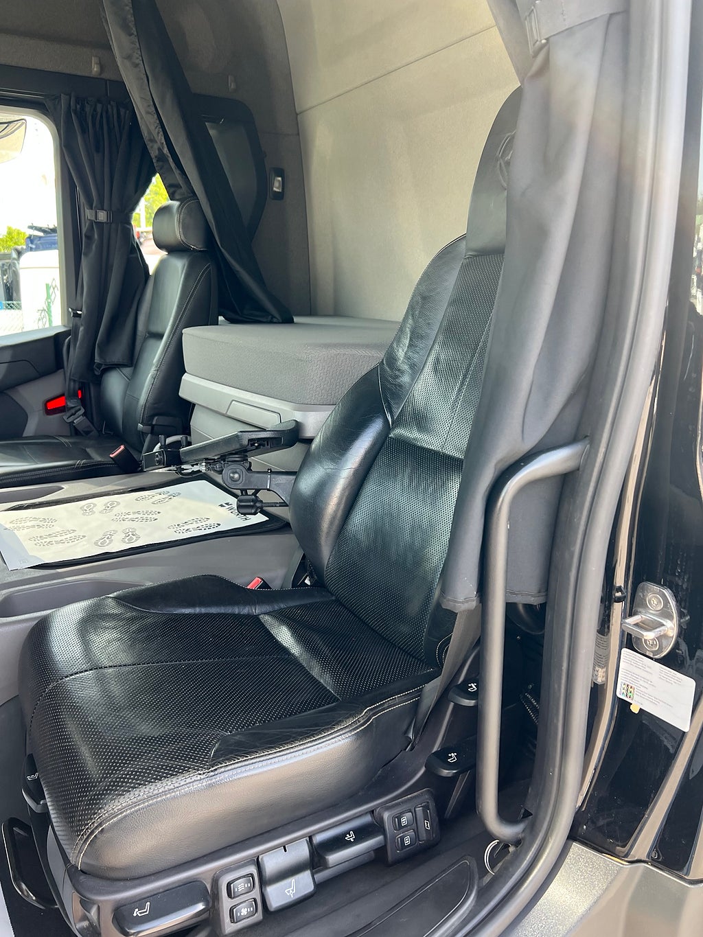 Scania G450 6x2*4 XT Lastväxlare, Fullt Plogutrustad