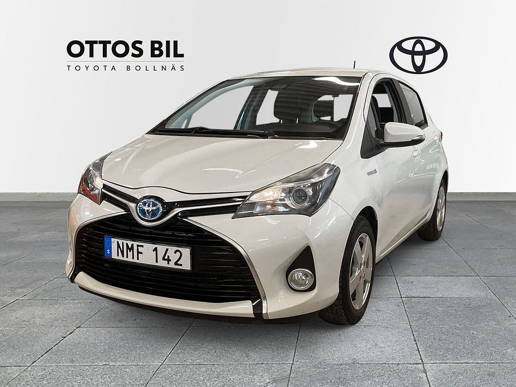 Toyota Yaris Hybrid 1.5 e-CVT, 101hk - Active / V-hjul, MoK