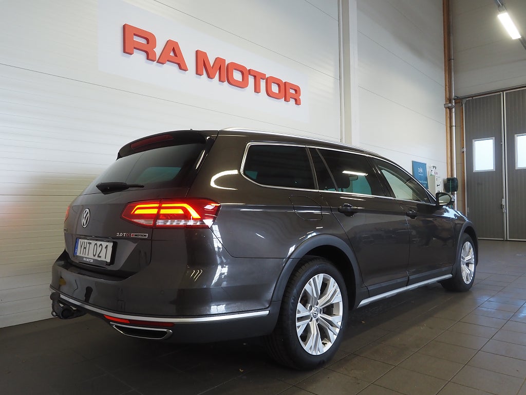 Volkswagen Passat Alltrack 2.0 TDI 190hk 4Motion | D-värm | Drag | Backkame 2017