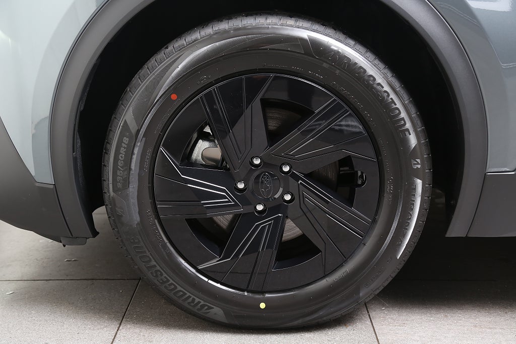 Subaru Uncharted Limited 77kWh 2WD 224hk 592km(WLTP)