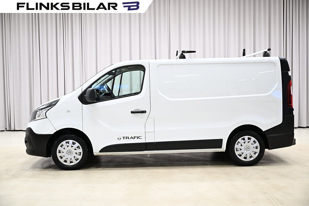 Renault trafic dCi 95HK Inredd|Drag|FjärrstyrdVärmare|Backkamera|Moms