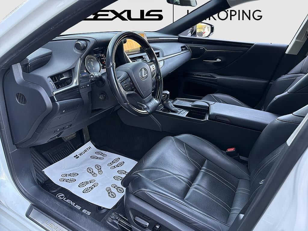 Lexus ES300h 2021 - miniatyr 12