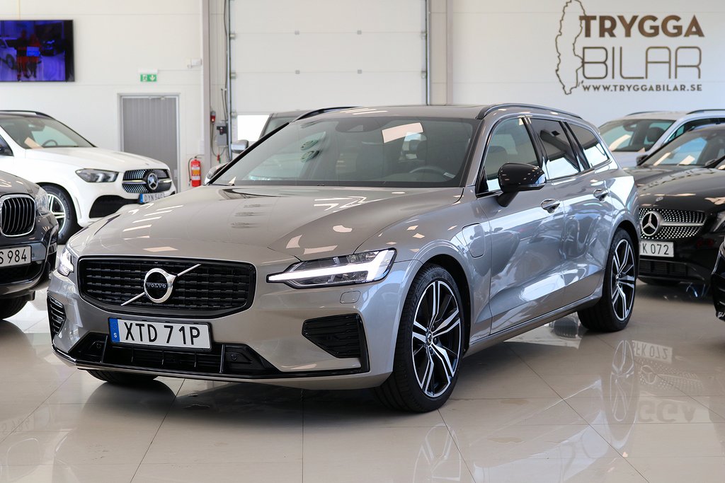 Volvo V60 Recharge T8 AWD Geartronic R-Design Se utrustning