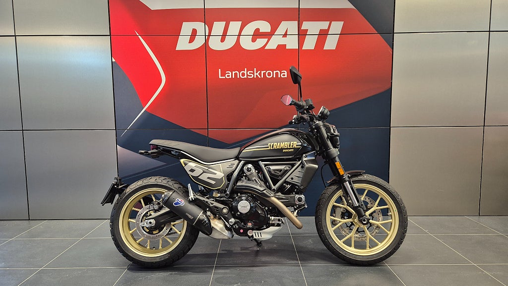 Ducati Scrambler 800 BLACK WEEK ! Finans kampanj 3,95%
