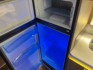 Husbil-integrerad Kabe TM I 810 LGB 19 av 28