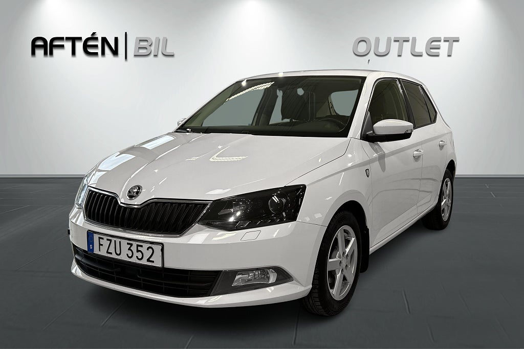 Skoda Fabia 1.2 TSI 90hk M-Värmare Carplay Keyless Farthållare 